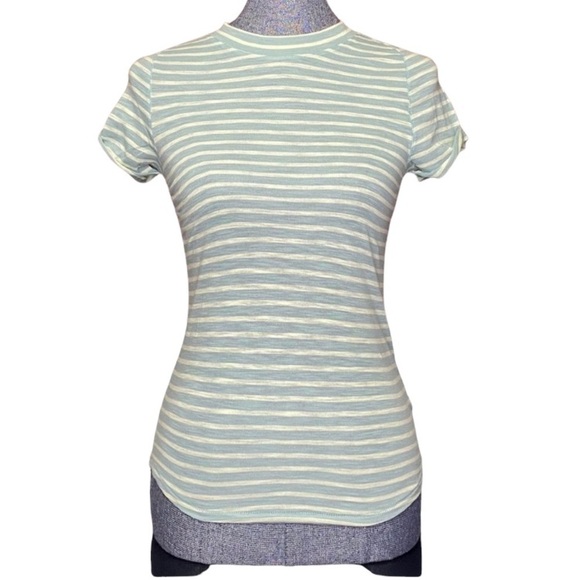 NWT Free People green short sleeve top Size XS - Picture 1 of 4